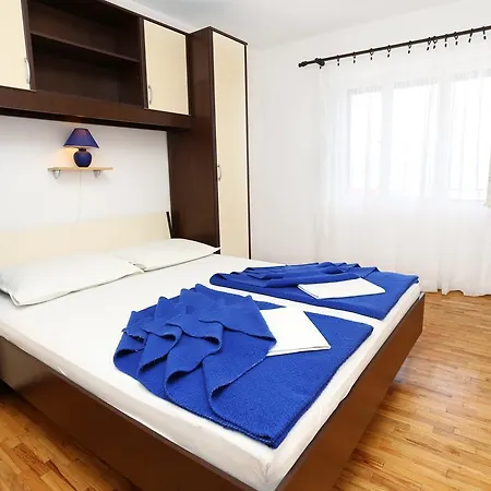 Double 258e Gostinjska kuća 3*